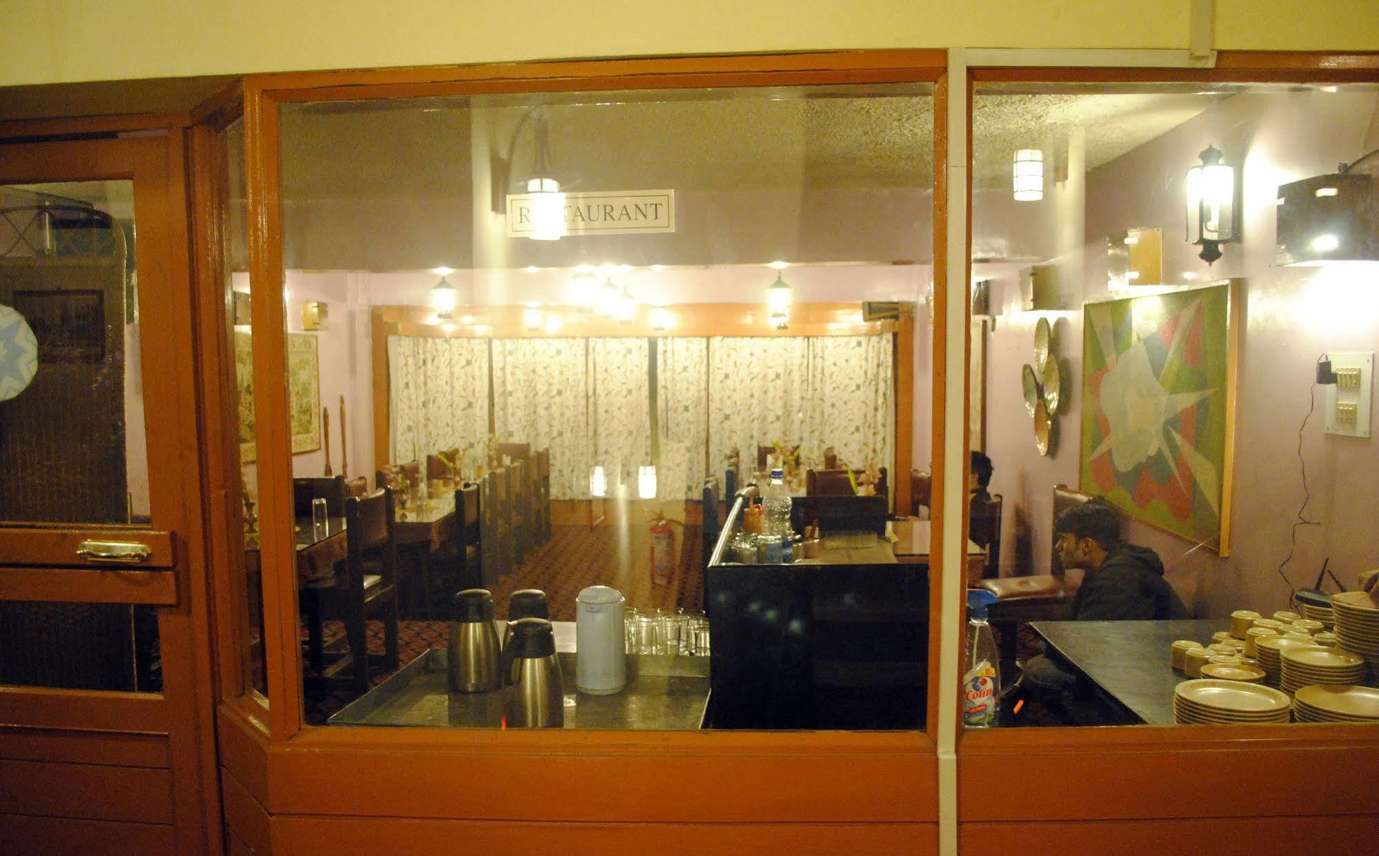 Welcome Hotel Gulmarg Ngoại thất bức ảnh